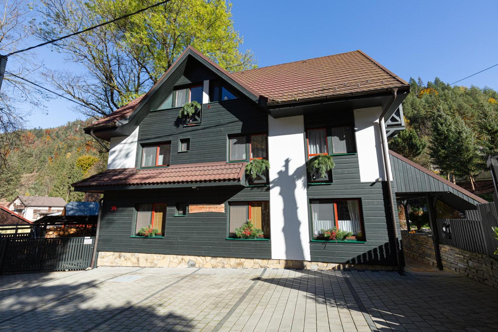 Penzión Malužiná Exterior foto